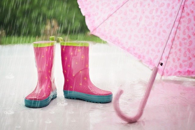 湿度を下げる方法！梅雨の時期を快適に過ごすにはどうすればいい？